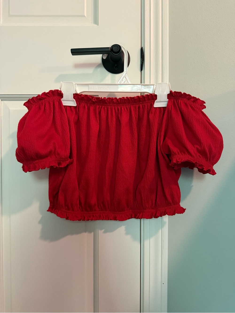 H&M Red Off-Shoulder Puff Sleeve Crop Top